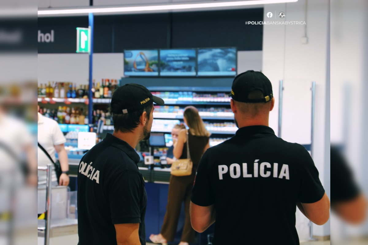 FOTO: Policajti v Košickom kraji chytali zlodejov priamo v obchodoch, foto 5