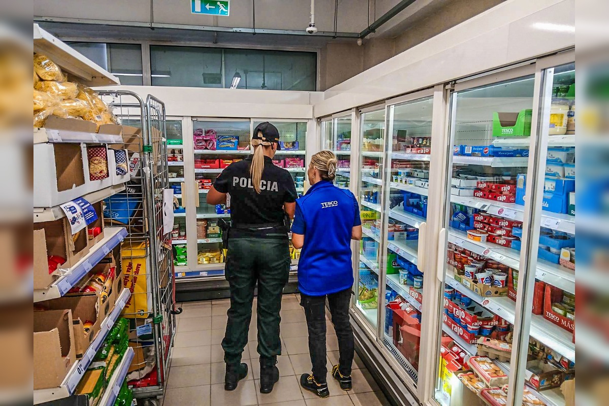 FOTO: Policajti v Košickom kraji chytali zlodejov priamo v obchodoch, foto 3