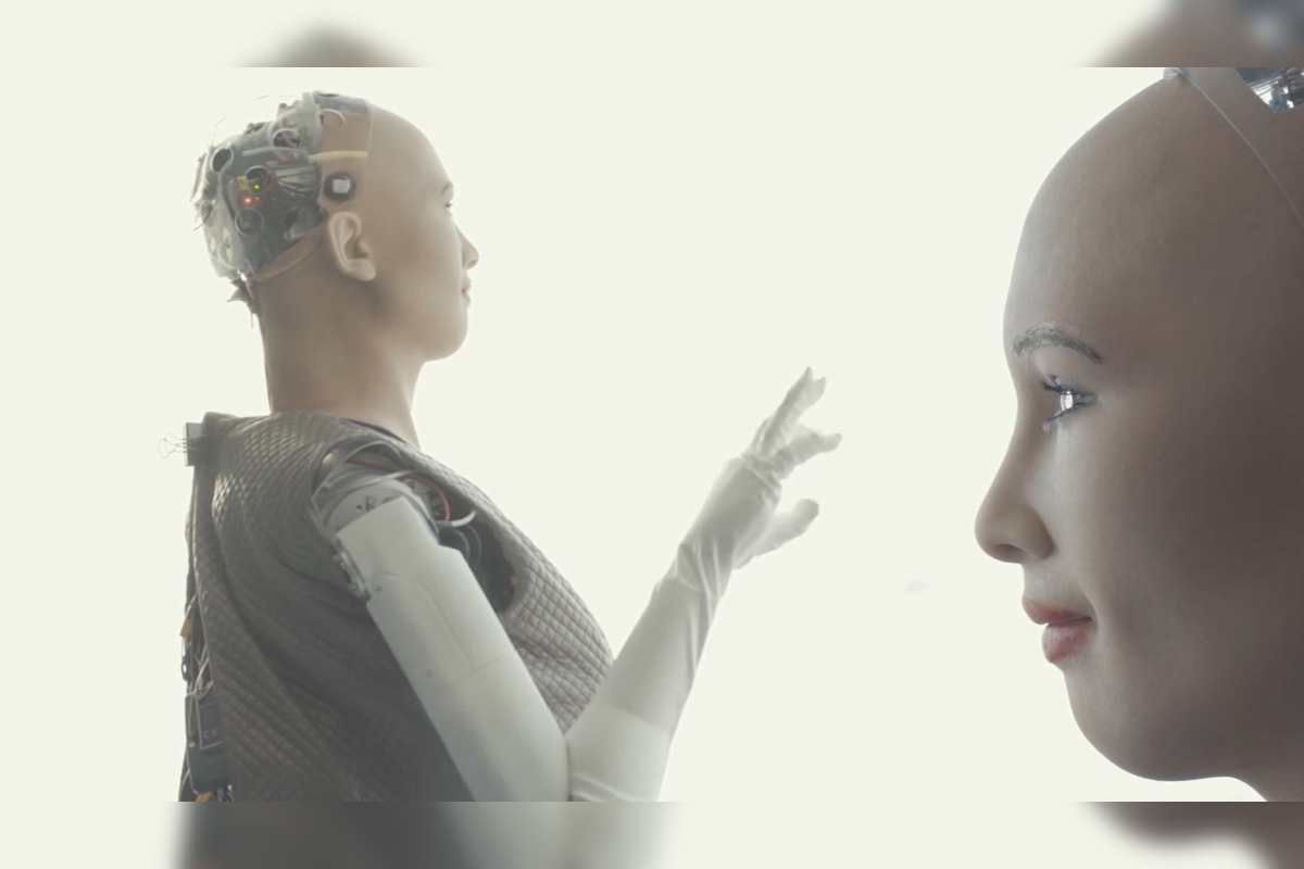 FOTO: Humanoidný robot Sophia sa predstavil na konferencii v Košiciach, foto 9