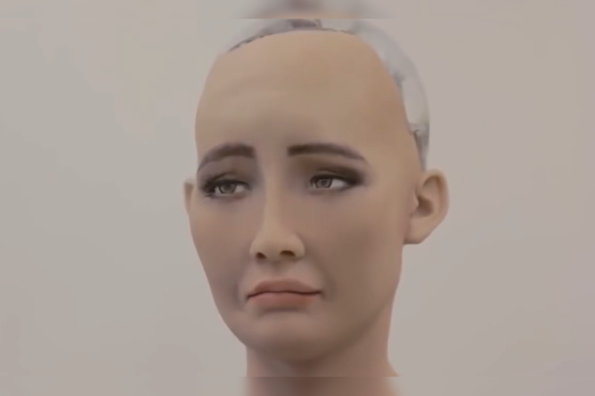 FOTO: Humanoidný robot Sophia sa predstavil na konferencii v Košiciach, foto 10