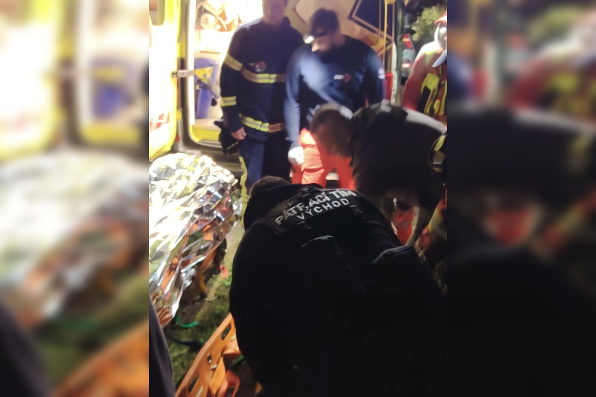 FOTO: Veľká pátracia akcia po stratenom hubárovi v Obišovciach, foto 1