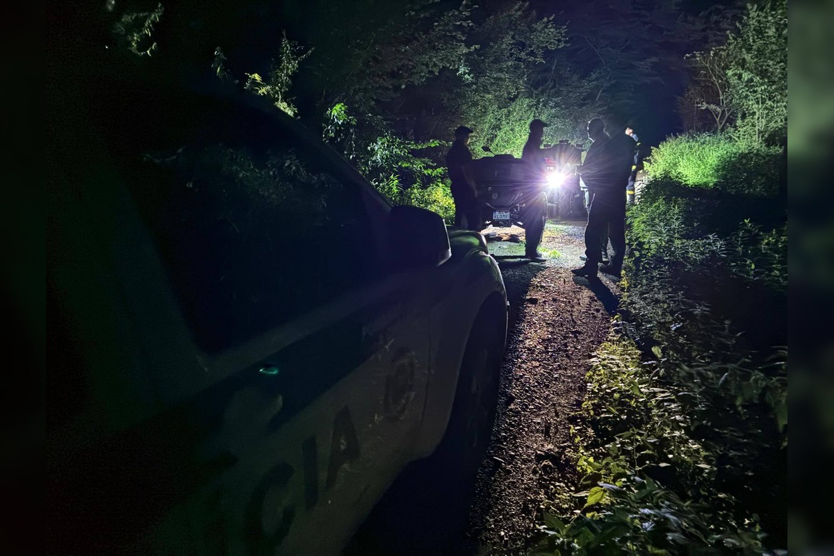 FOTO: Veľká pátracia akcia po stratenom hubárovi v Obišovciach, foto 3