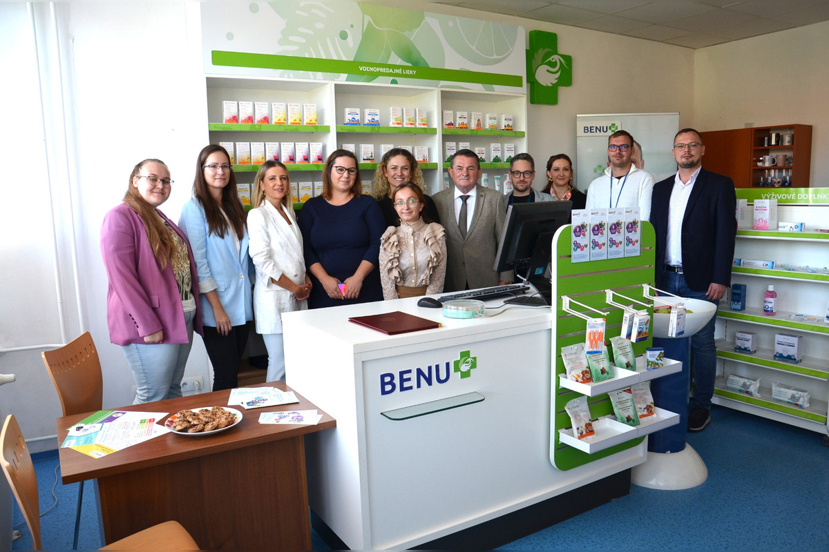 FOTO: Nová výučbová lekáreň teší košických študentov farmácie, foto 8