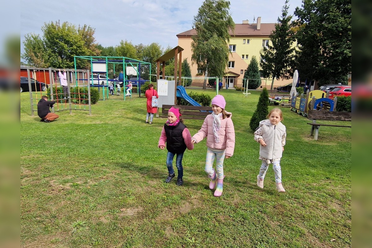 FOTO: Nové inkluzívne ihrisko v Trebišove, foto 8