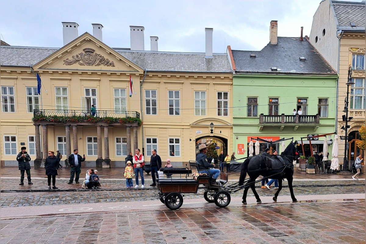 FOTO: Košicami viedol sprievod koní v rámci Hubertovej jazdy, foto 7