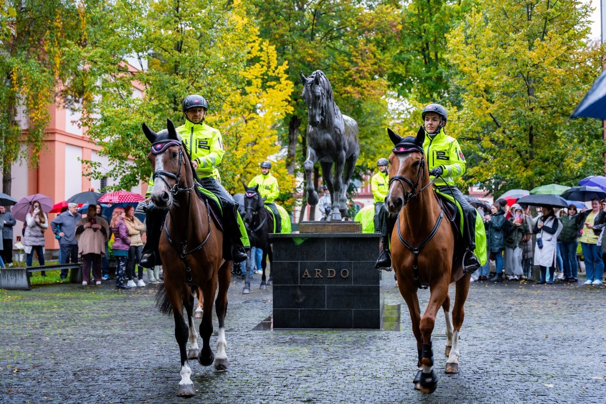 FOTO: Košicami viedol sprievod koní v rámci Hubertovej jazdy, foto 22