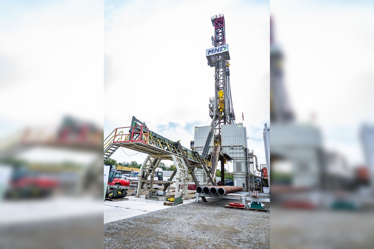 FOTO: V Ďurkove sa začína s výkopom geotermálnych vrtov, foto 8