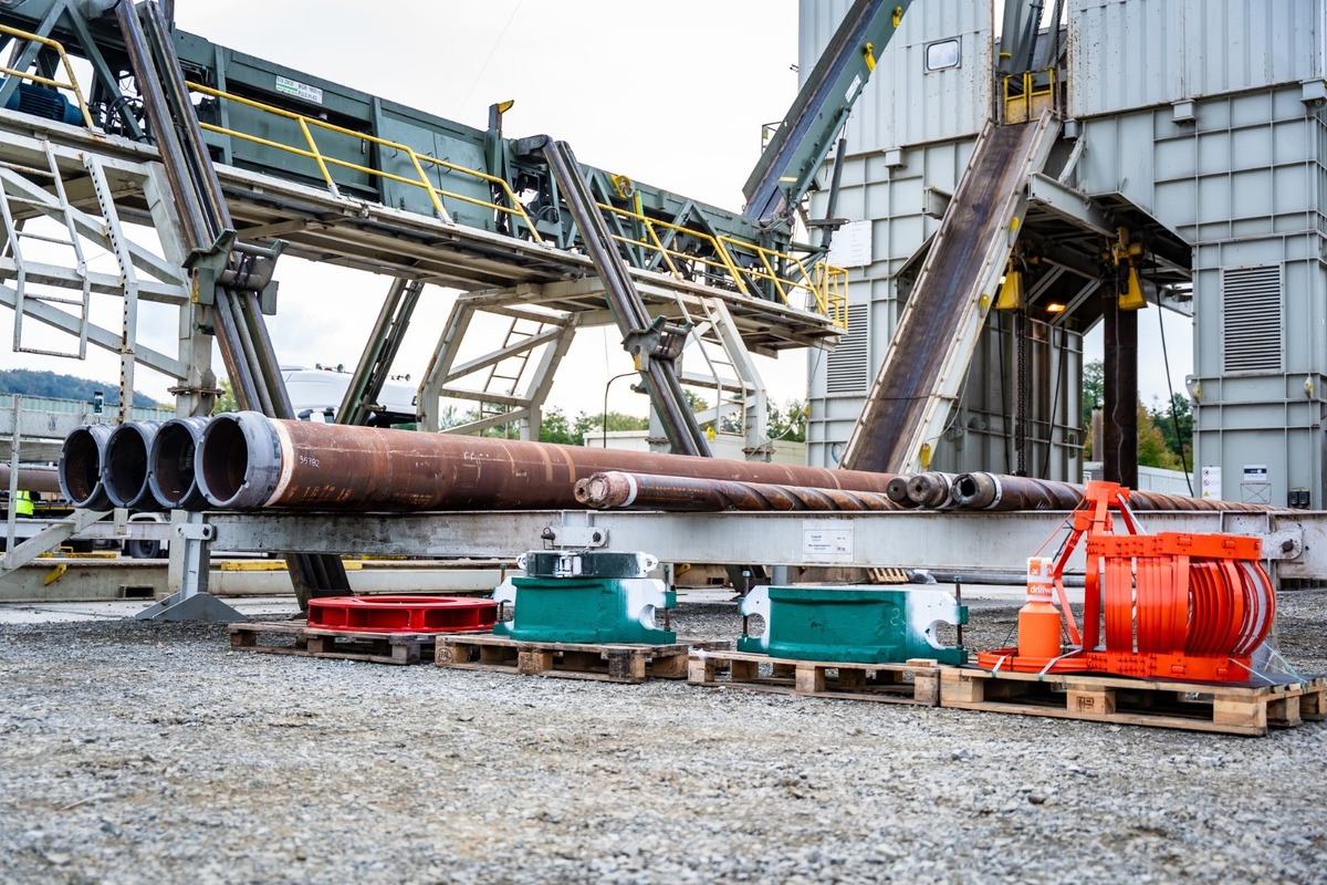 FOTO: V Ďurkove sa začína s výkopom geotermálnych vrtov, foto 9