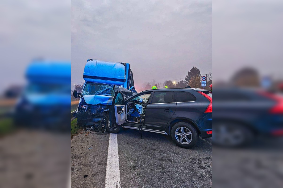 FOTO: Čelná zrážka pri Turni nad Bodvou, foto 3