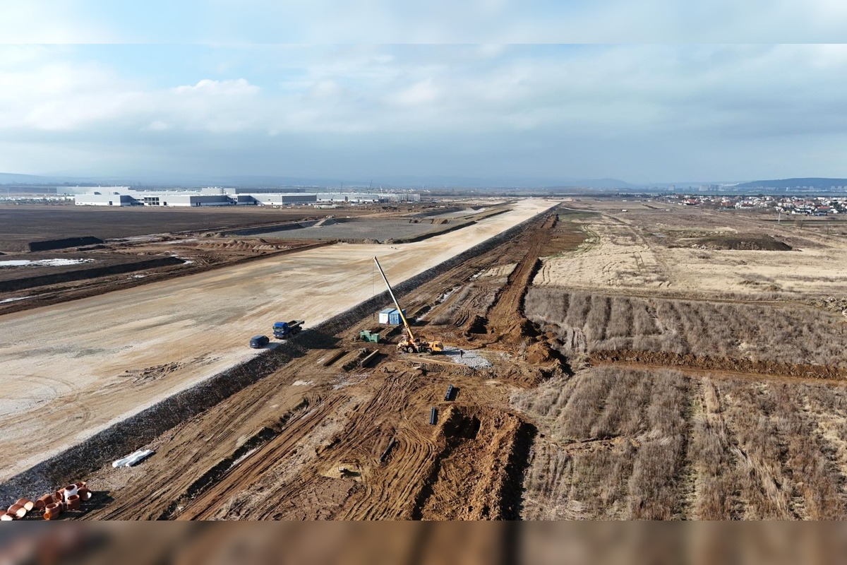 FOTO: Výstavba cestnej infraštruktúry v Priemyselnom parku Valaliky, foto 7