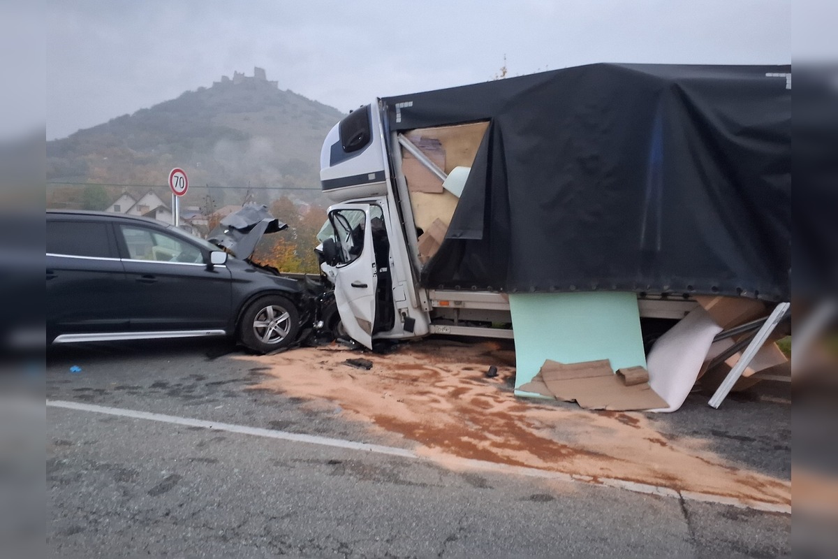 FOTO: Čelná zrážka pri Turni nad Bodvou, foto 6