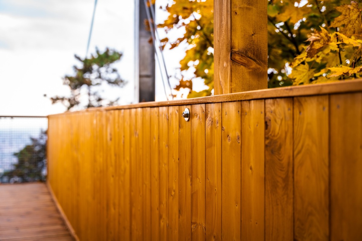 FOTO: Visutá lávka pri Vyhliadkovej veži dostala nový nádych, foto 8