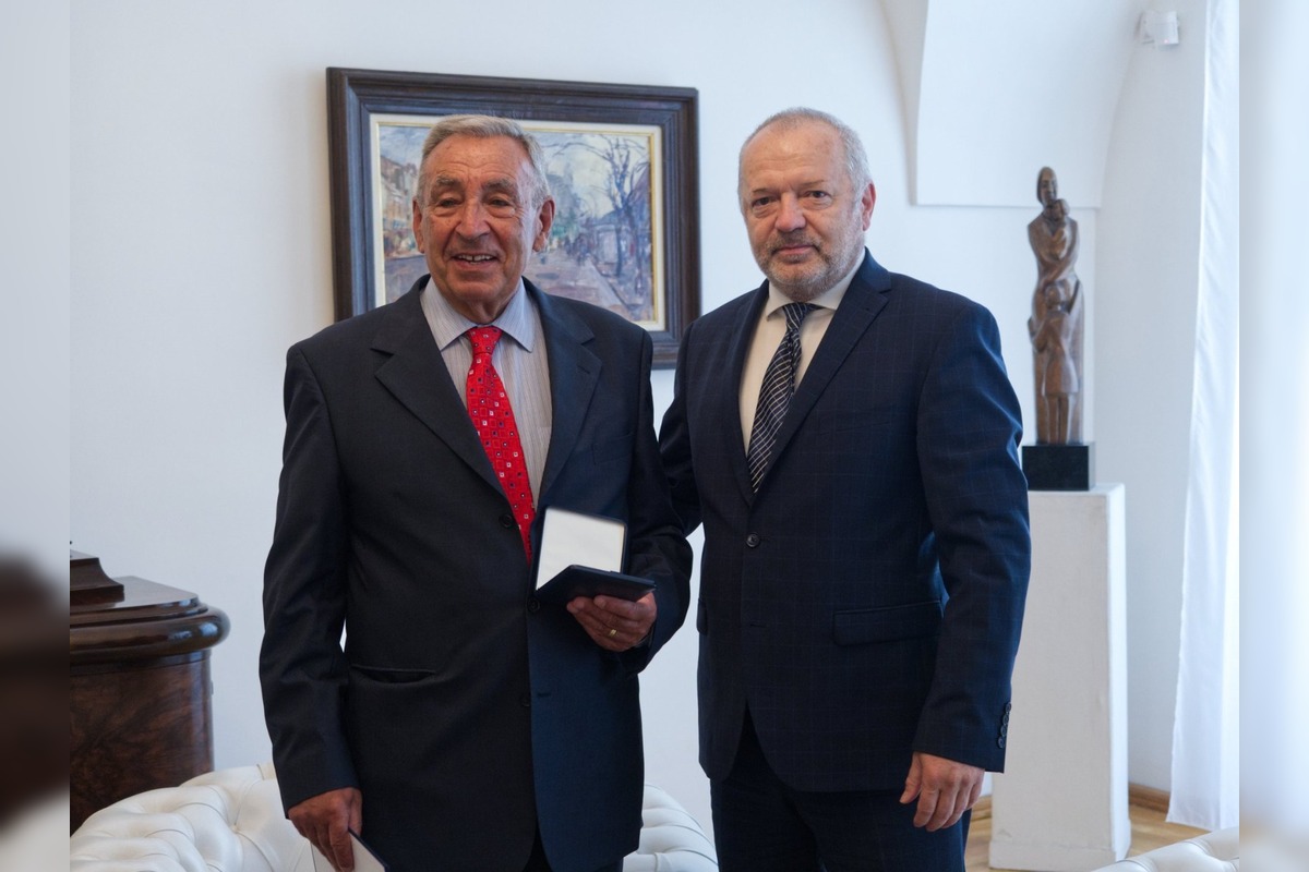 FOTO: Zomrela vodnopólová legenda Ladislav Bottlik, foto 2