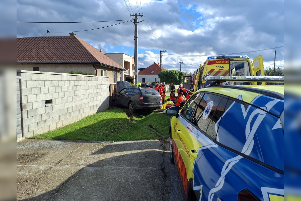 FOTO: Smrteľná nehoda v obci Geča, foto 1