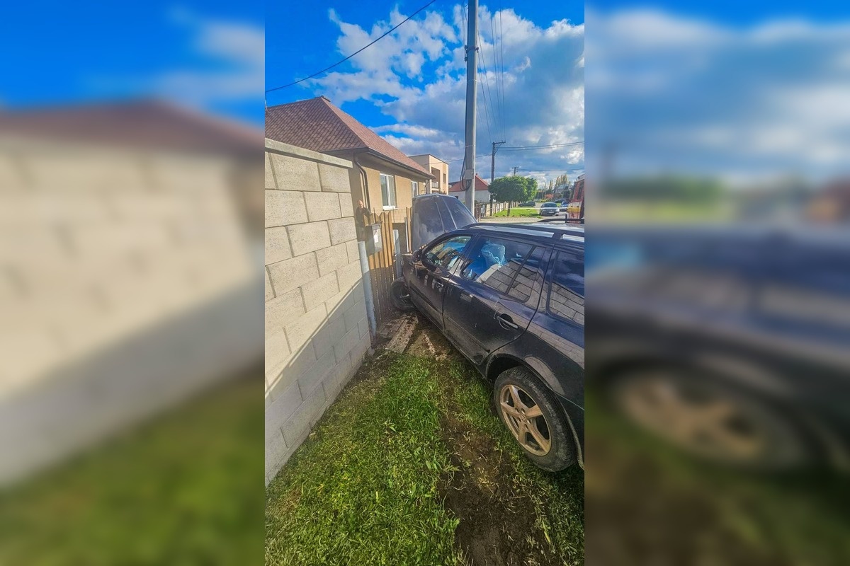 FOTO: Smrteľná nehoda v obci Geča, foto 3