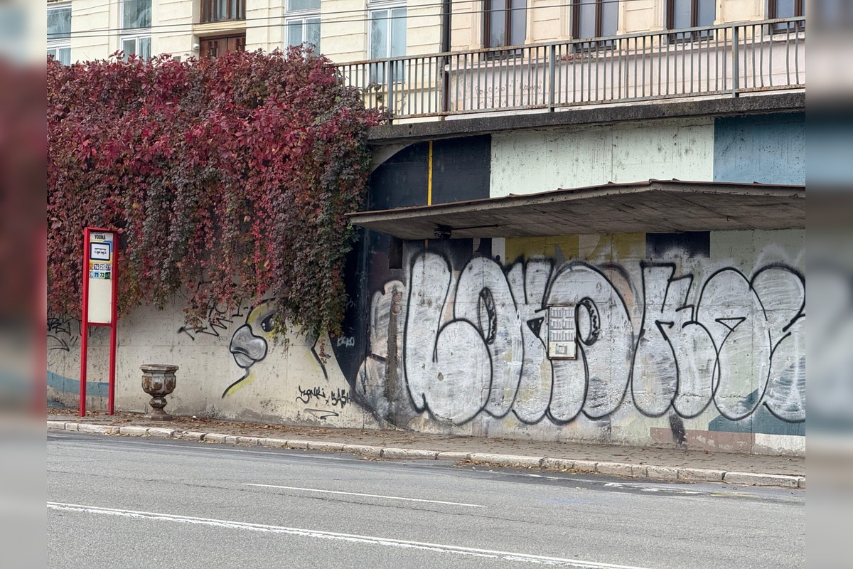 FOTO: Viaceré zastávky v Košiciach prejdú modernizáciou, foto 2