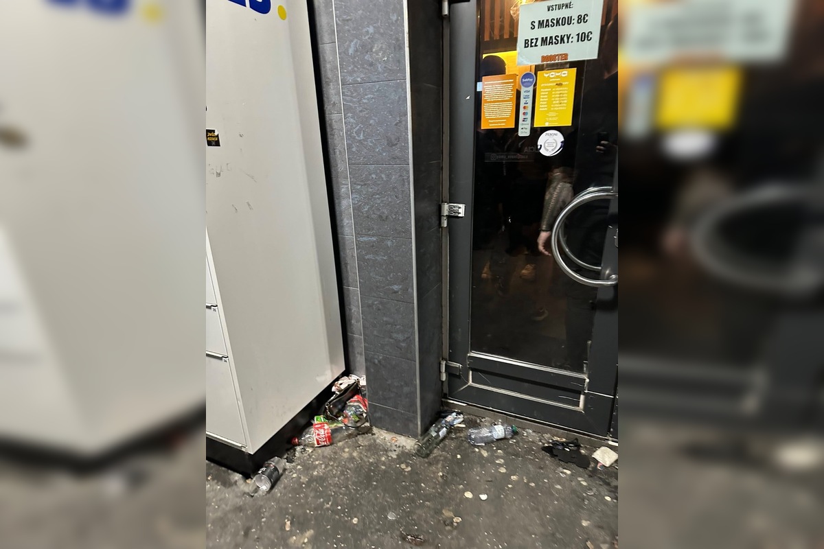 FOTO: Polícia uzavrela vstup do obľúbeného košického klubu , foto 4