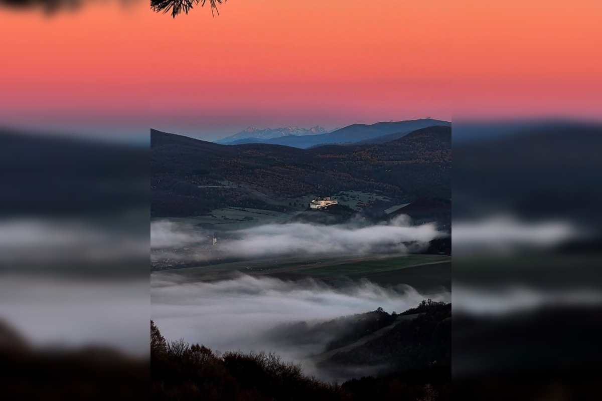 FOTO: Fotograf Richard zachytil v jednom zábere Krásnu Hôrku aj Vysoké Tatry, foto 6