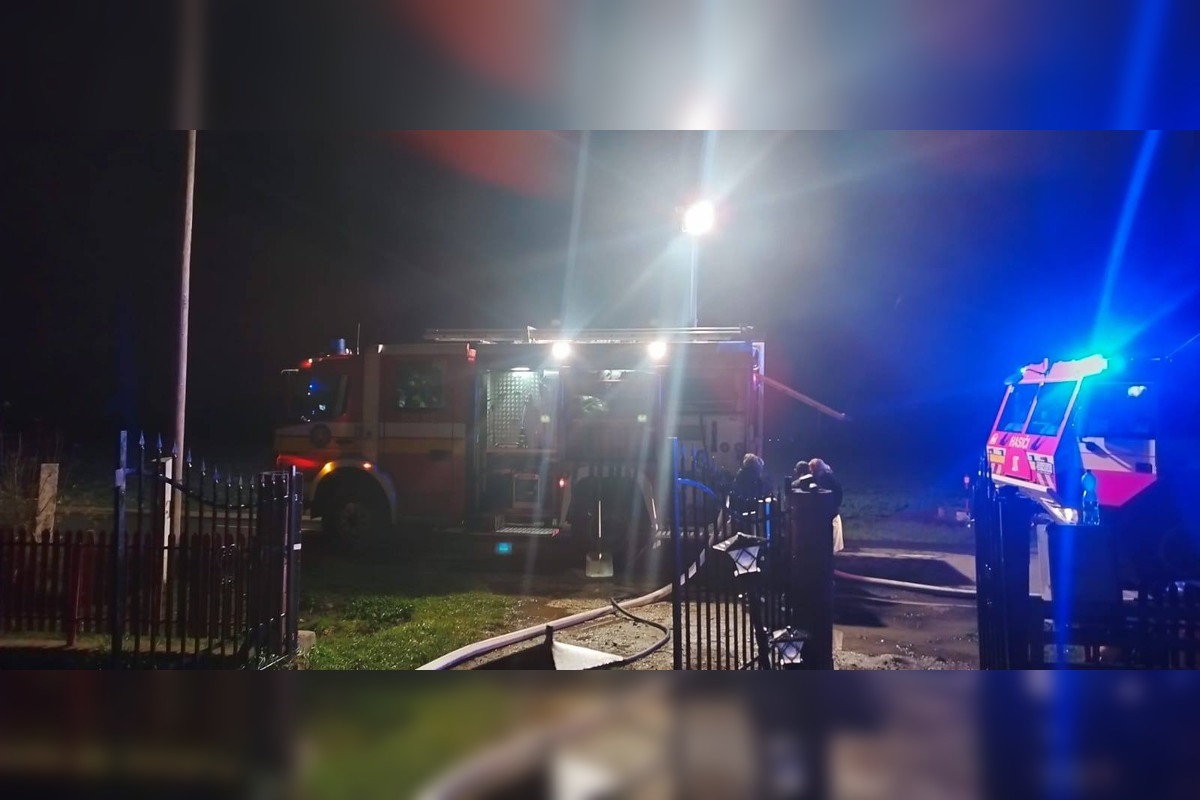 FOTO: Požiar rodinného domu v Nižnom Nemeckom, foto 5