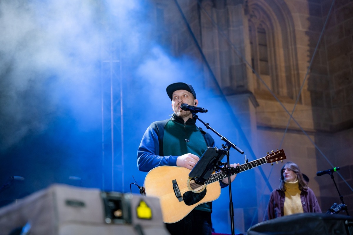 FOTO: Padre Guilherme rozvibroval Košice slovenskými aj svetovými hitmi, foto 5