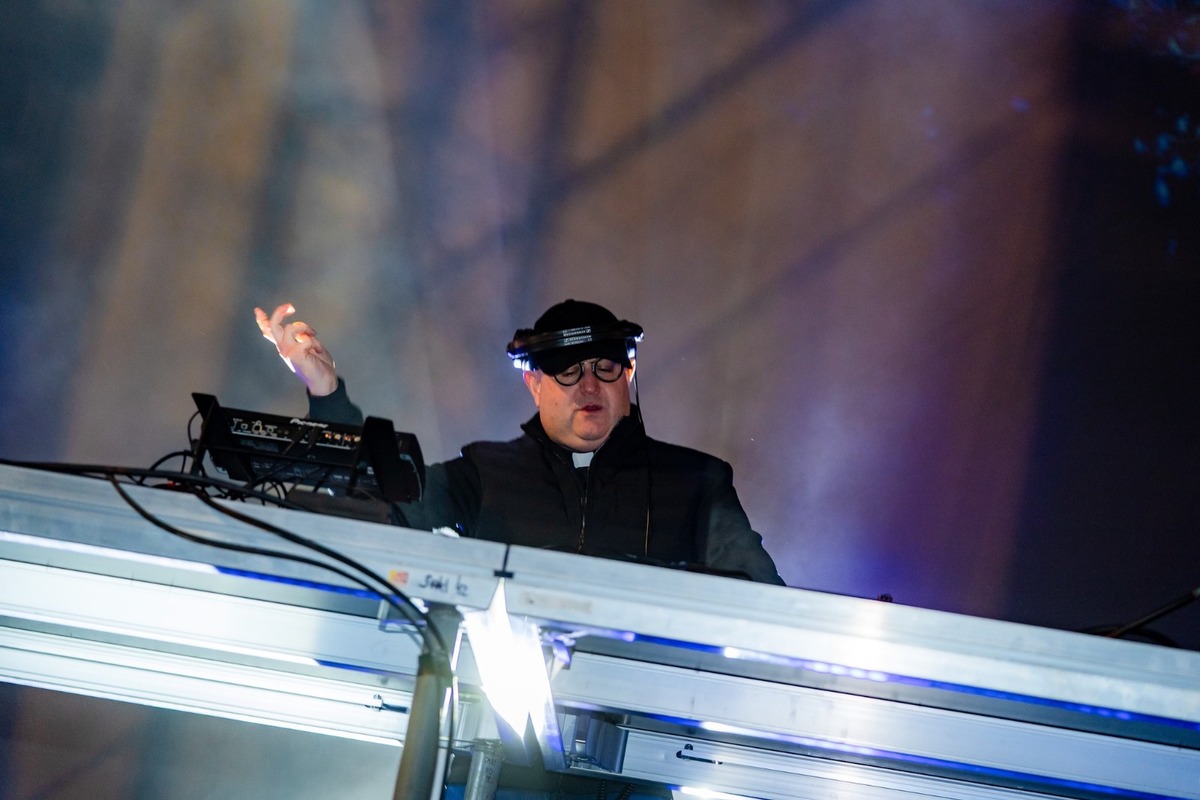 FOTO: Padre Guilherme rozvibroval Košice slovenskými aj svetovými hitmi, foto 8