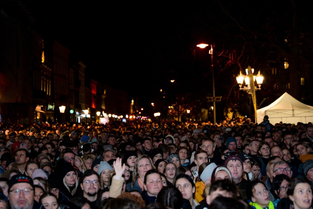 FOTO: Padre Guilherme rozvibroval Košice slovenskými aj svetovými hitmi, foto 12