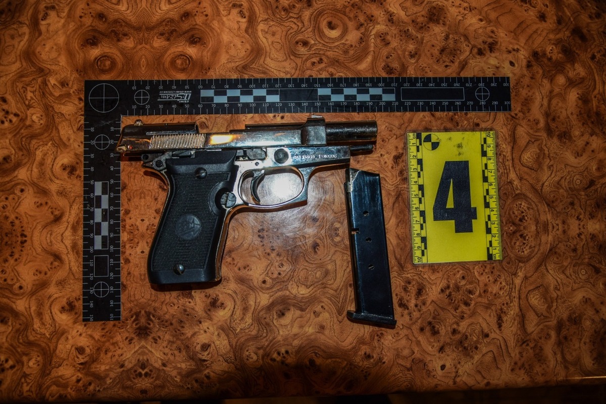 FOTO: Polícia našla u muža zo Zemplína vlastný arzenál, foto 2