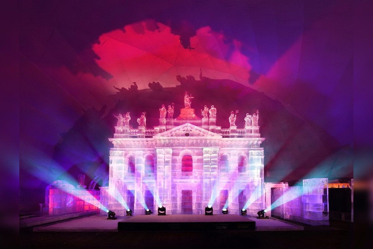 FOTO: Veľkolepý ľadový dóm otvoril brány. Prezident Pellegrini v úžase, foto 10