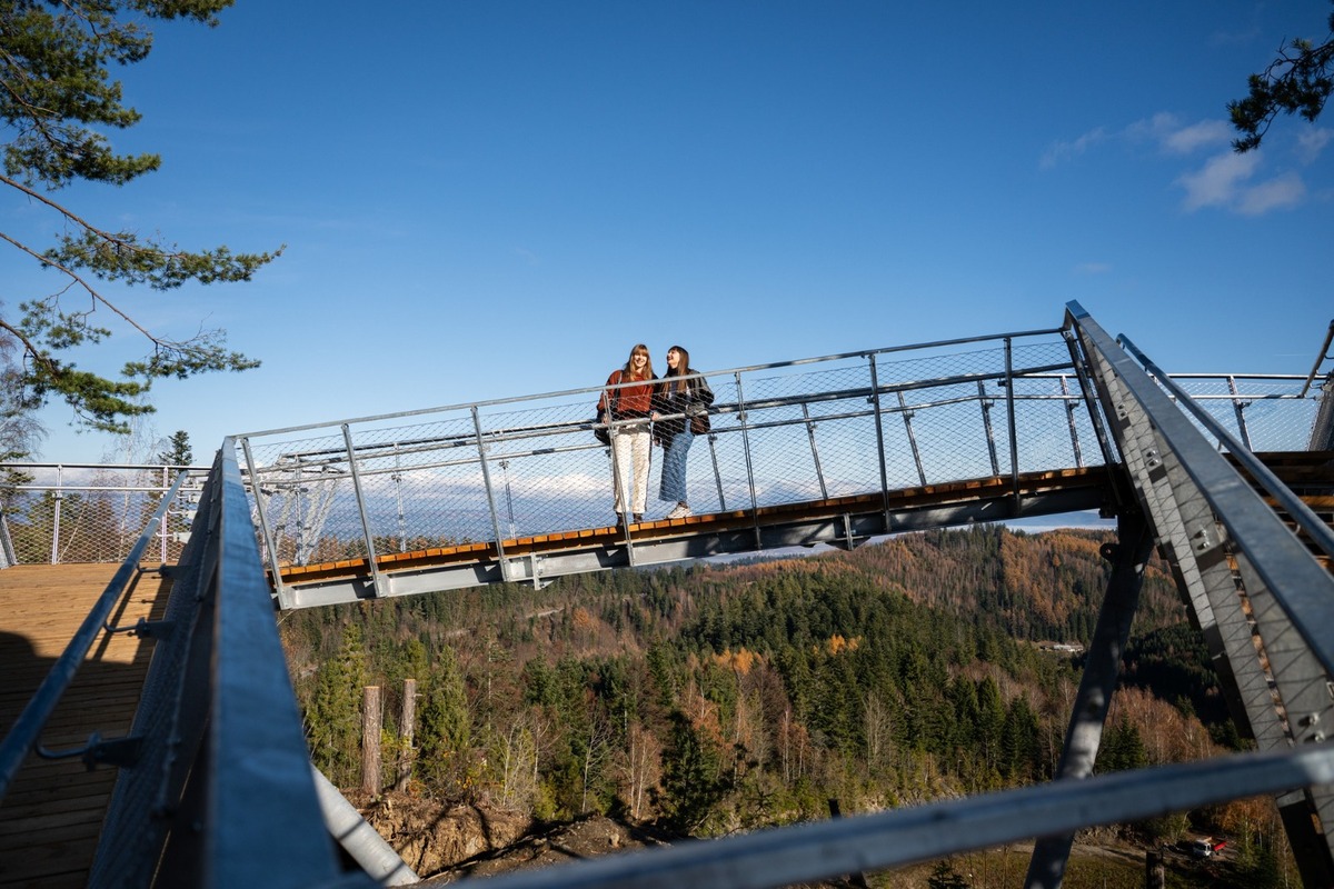 FOTO: Obri v raji, foto 2