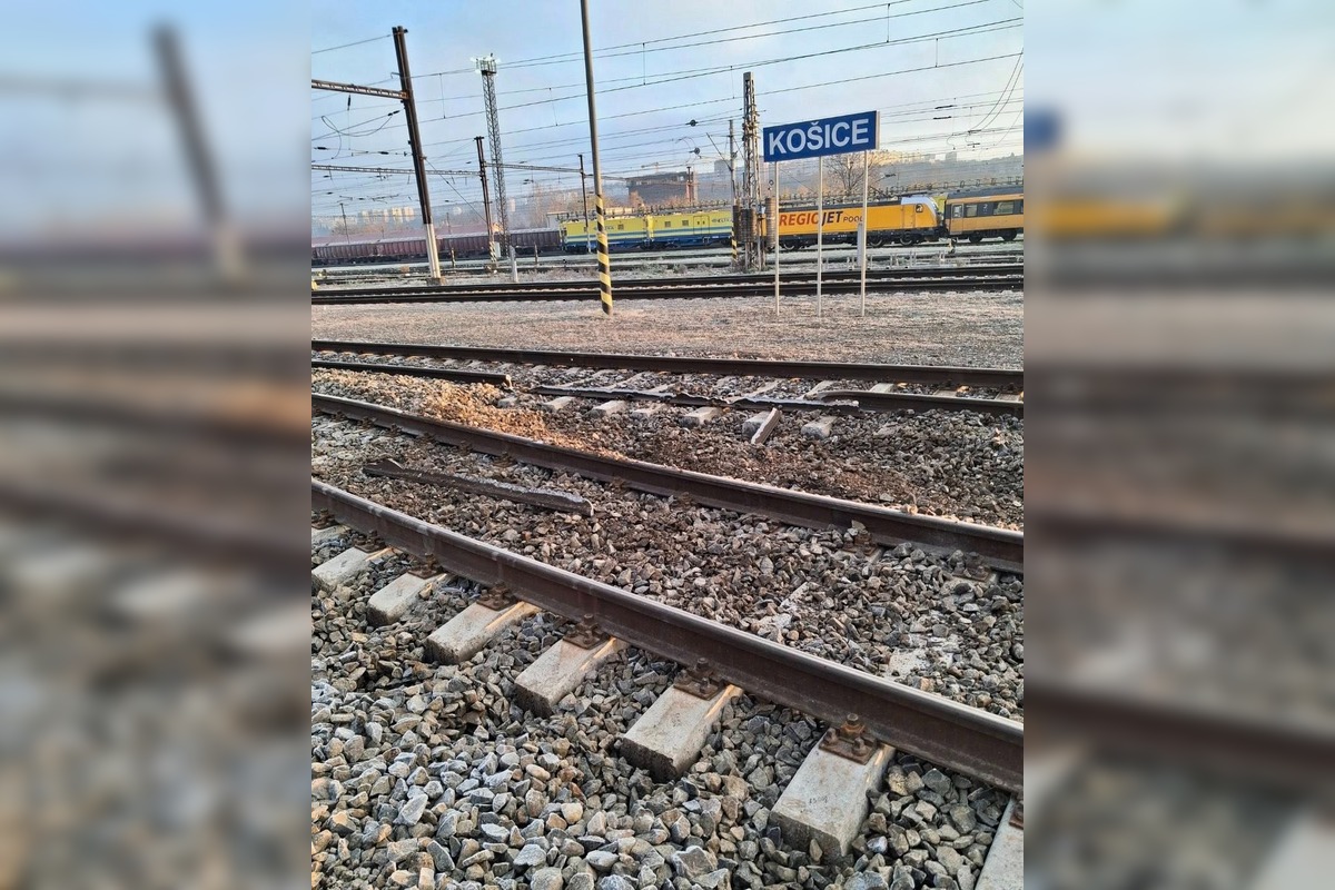 FOTO: Na košickej stanici sa vykoľajil vlak, foto 2