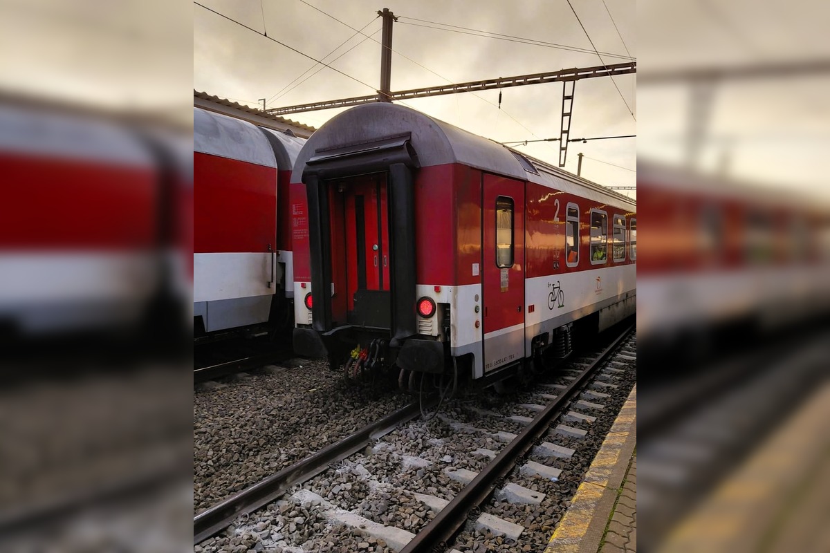 FOTO: Na košickej stanici sa vykoľajil vlak, foto 3
