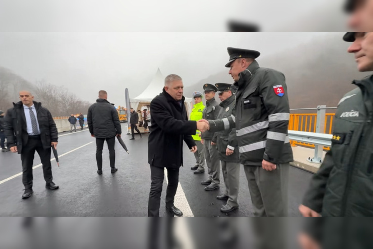 FOTO: Nový úsek R2 Kriváň – Mýtna slávnostne otvorili, foto 4