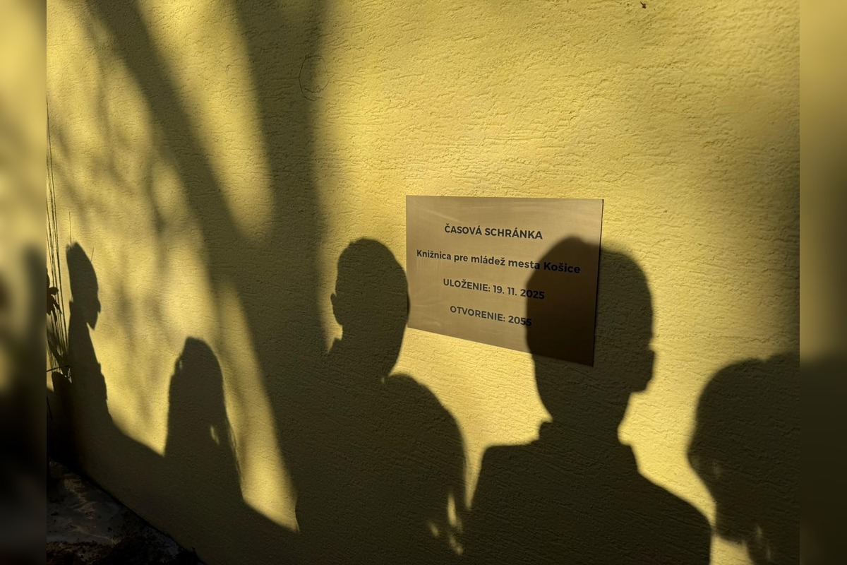 FOTO: Košická knižnica zakopala časovú schránku, foto 4