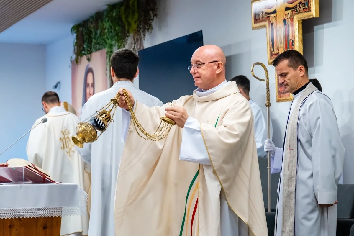 FOTO: Nové Centrum pre mládež vo Vysokej nad Uhom, foto 2