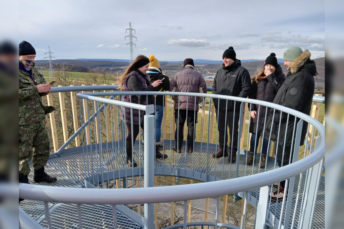 FOTO: V obci Ardovo otvorili vyhliadkovú vežu, foto 12