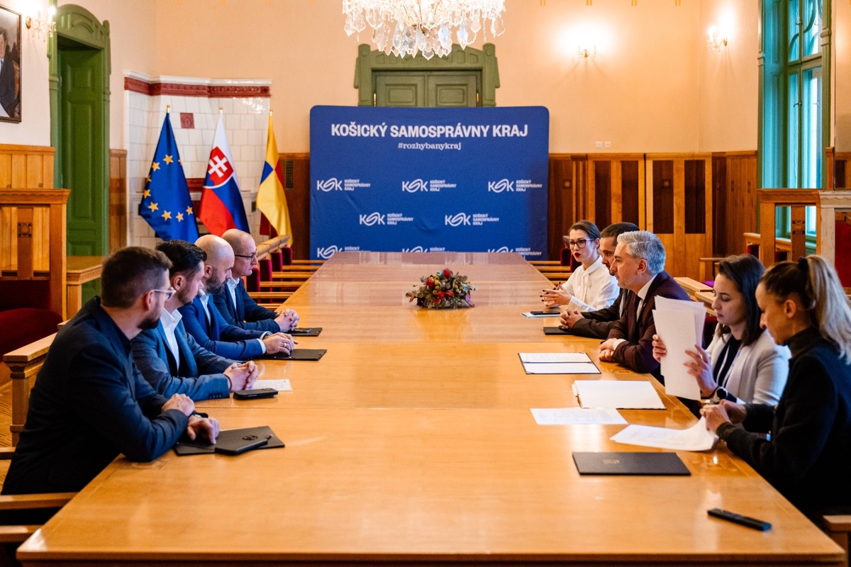 FOTO: Košická župa sa dohodla s cementárňou Danucem na zmiernení enviro záťaže, foto 1