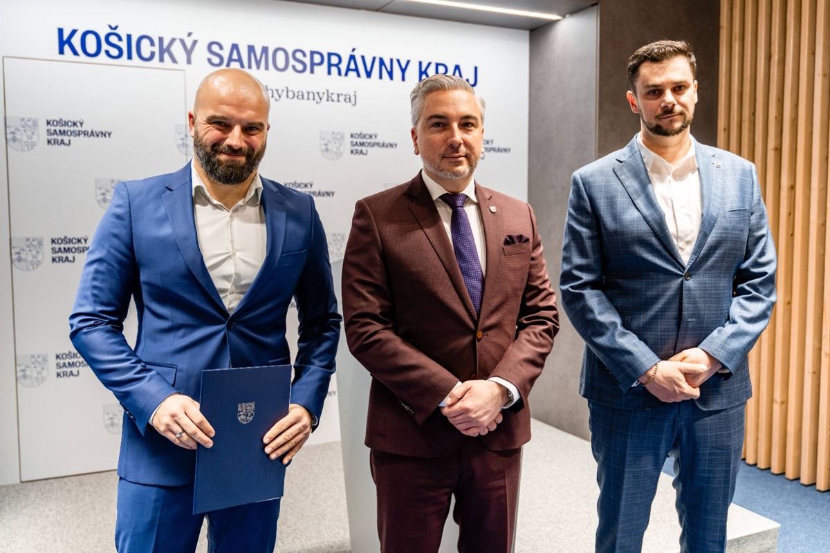 FOTO: Košická župa sa dohodla s cementárňou Danucem na zmiernení enviro záťaže, foto 2