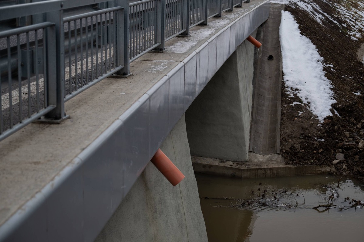 FOTO: Most pri Ďurkove opravili za štyri mesiace, foto 2