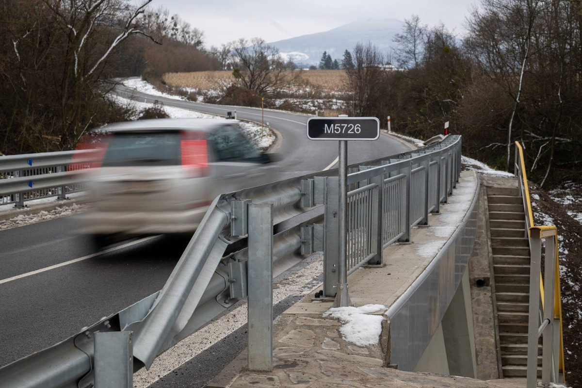FOTO: Most pri Ďurkove opravili za štyri mesiace, foto 8