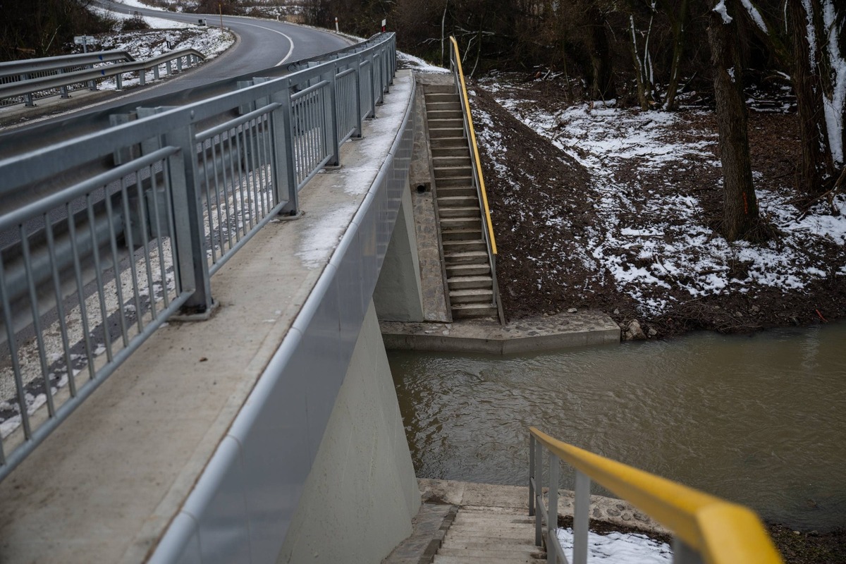 FOTO: Most pri Ďurkove opravili za štyri mesiace, foto 9