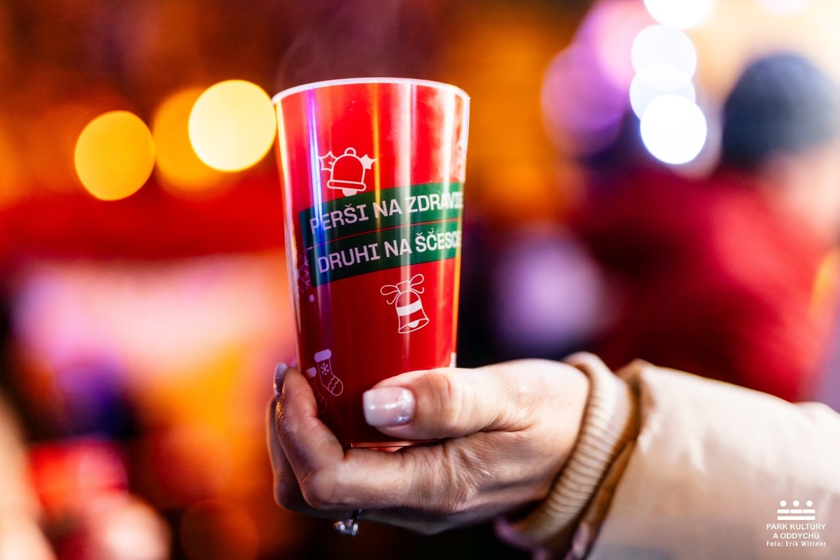 FOTO: Vianočné trhy v Prešove. Sviatočná atmosféra, no vysoké ceny?, foto 21