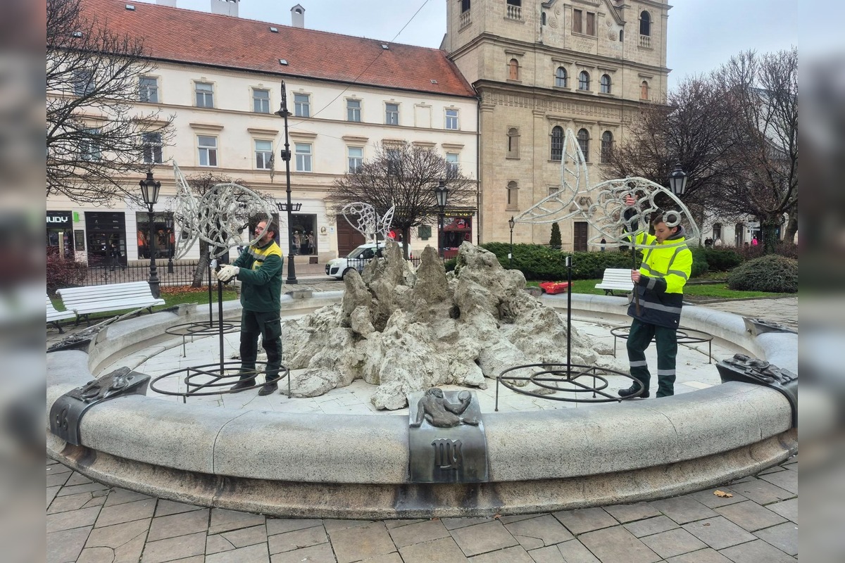 FOTO: V Košiciach pribúda vianočná výzdoba, foto 12