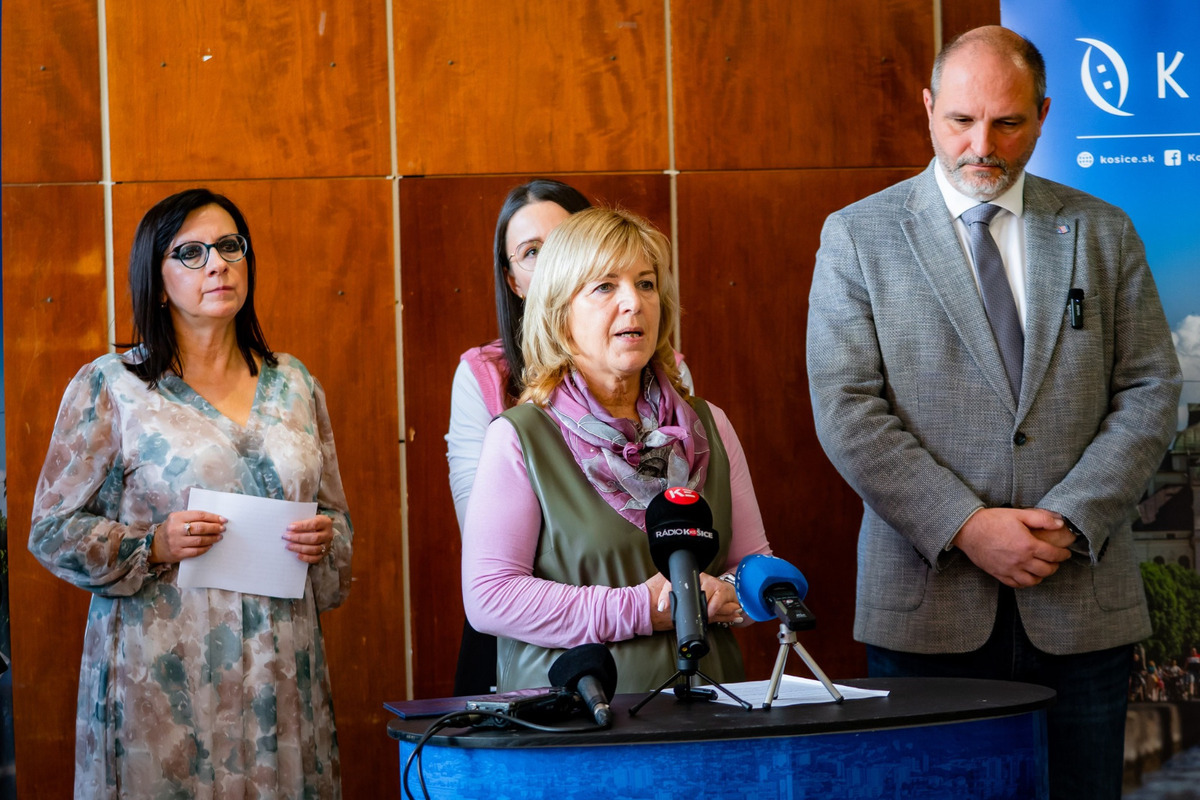 FOTO: Mesto Košice a odborníci z UPJŠ predstavili výsledky prieskumu o duševnom zdraví košických školákov, foto 6
