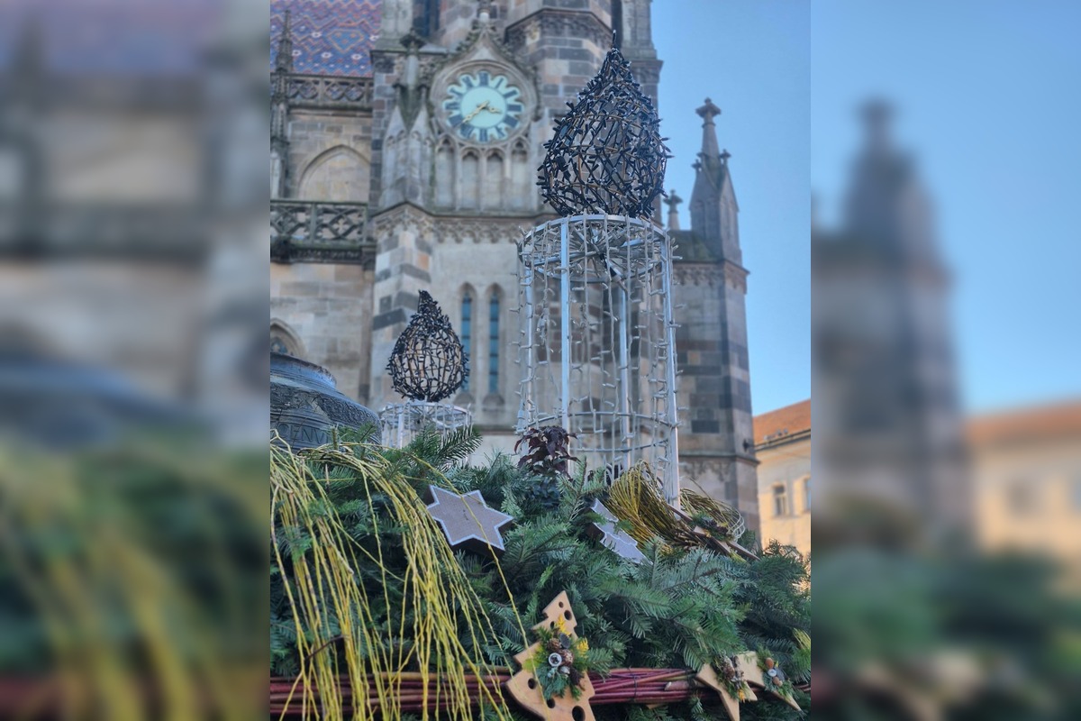 FOTO: V Košiciach pribúda vianočná výzdoba, foto 7