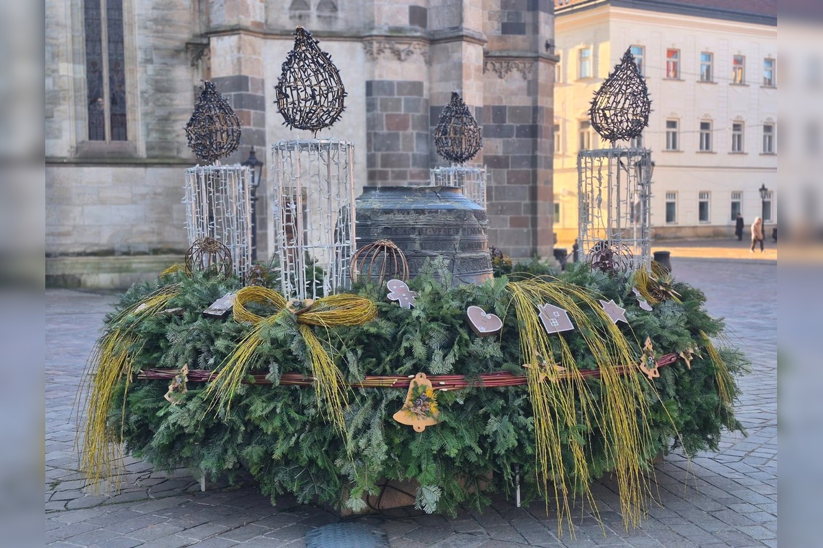 FOTO: V Košiciach pribúda vianočná výzdoba, foto 4