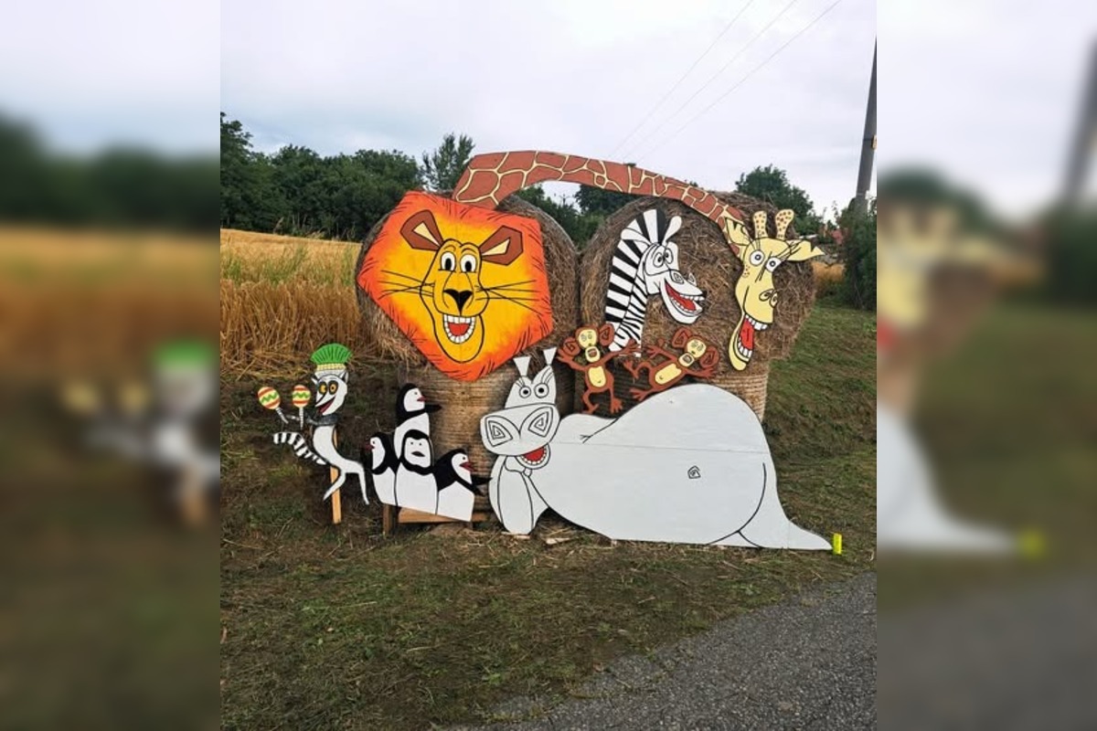 FOTO: V Trstenom pri Hornáde vás privítajú rozprávkové postavičky, foto 3