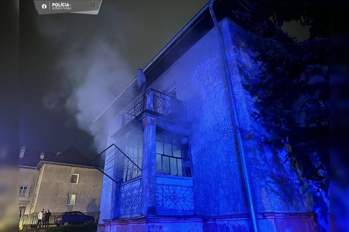 FOTO: Požiar garsónky v Kráľovskom Chlmci, foto 5