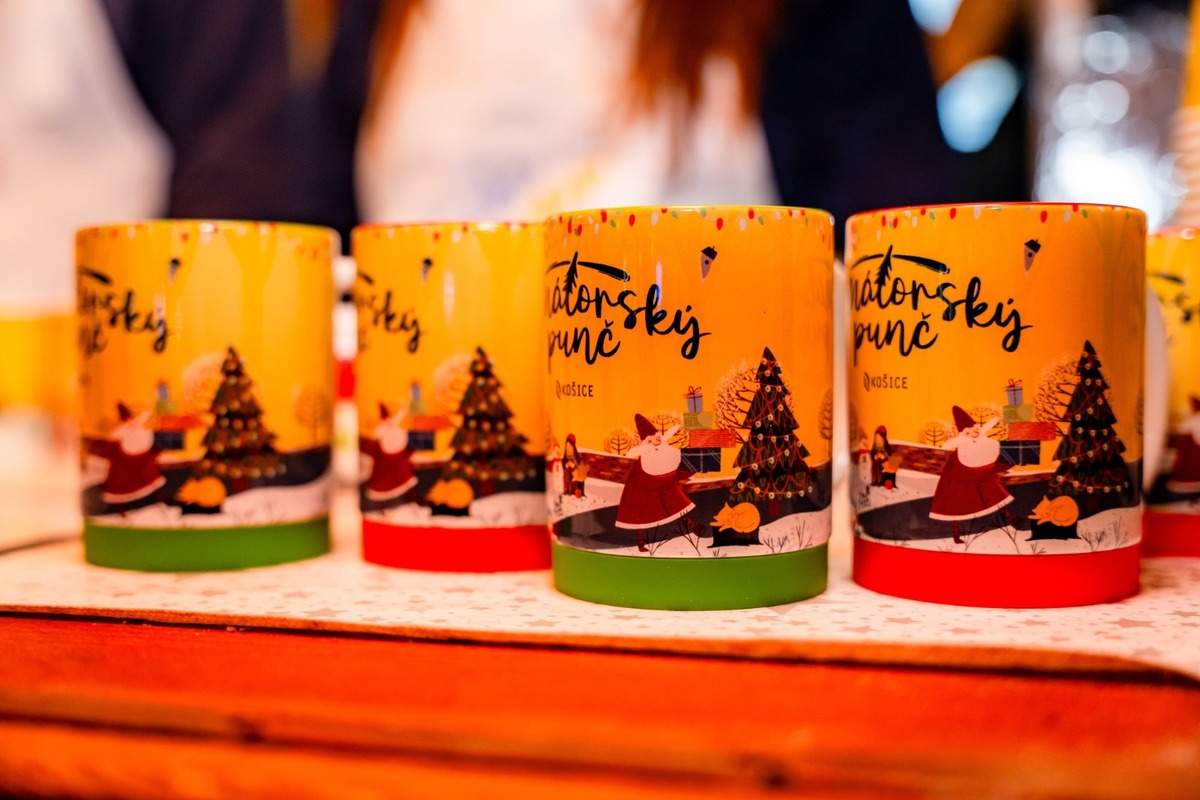 FOTO: Primátorský punč na vianočných trhoch v Košiciach, foto 5