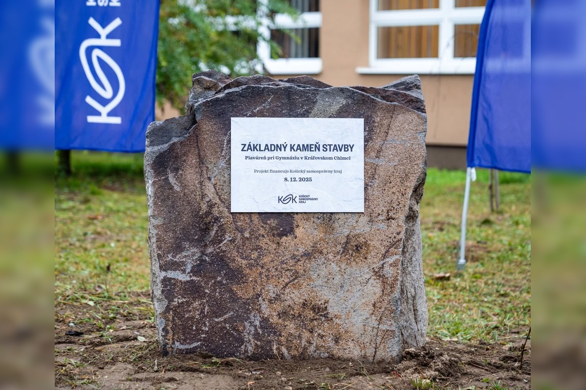 FOTO: V kráľovskom Chlmci sa začína s výstavbou plavárne, foto 6