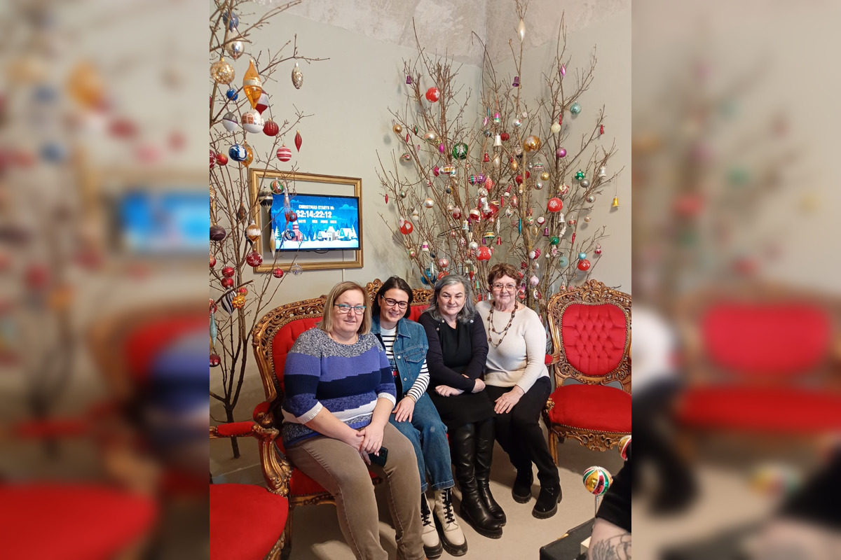 FOTO: Na Gemeri ožila tradícia výroby vianočných gúľ, foto 2